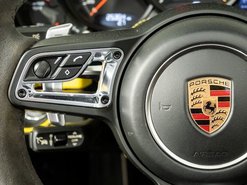 Used 2017 Porsche 911 Targa 4S image 10