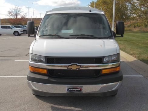 New 2025 Chevrolet Express 3500 w/ Power Convenience Package image 9