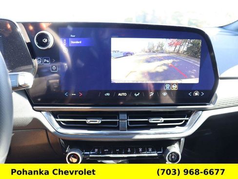 New 2026 Chevrolet Equinox EV LT image 15