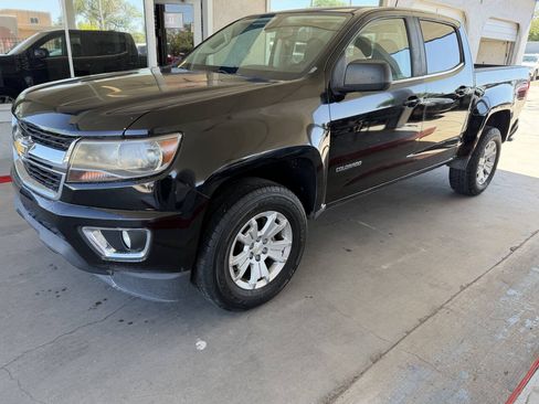 Used 2019 Chevrolet Colorado LT RWD image 3