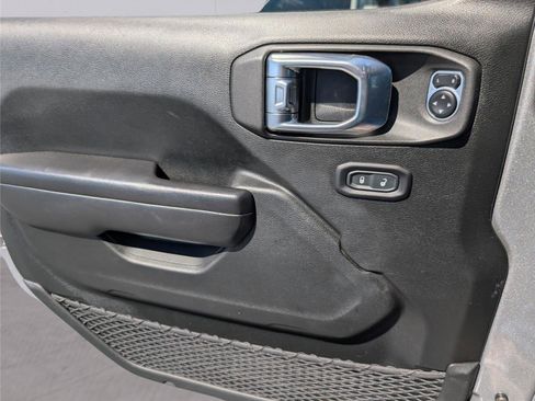 Used 2020 Jeep Wrangler Unlimited Sport S image 15