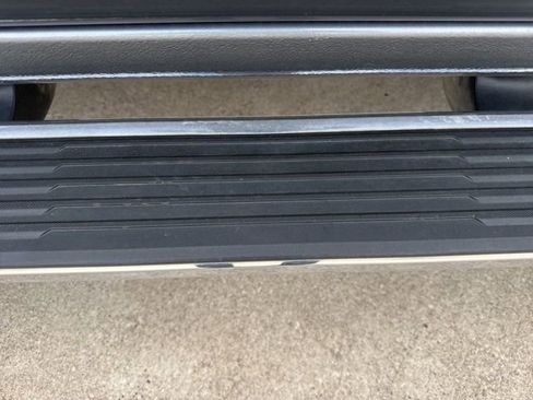 Used 2019 GMC Sierra 1500 SLT image 12