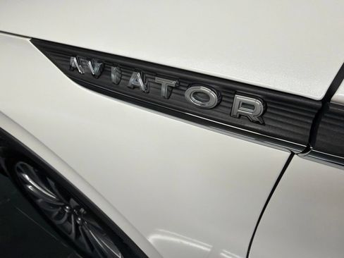 Used 2023 Lincoln Aviator Reserve w/ Equipment Group 201A AWD/4WD image 41