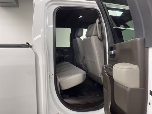 Used 2021 GMC Sierra 2500 SLE w/ SLE Value Package; AWD/4WD image 19
