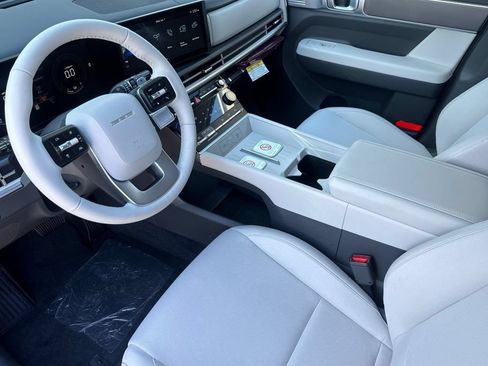 New 2026 Hyundai Santa Fe SE FWD image 10