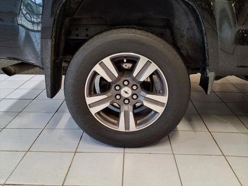 Used 2016 Chevrolet Colorado LT AWD/4WD image 8