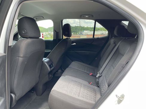 Used 2023 Chevrolet Equinox LT AWD/4WD image 3