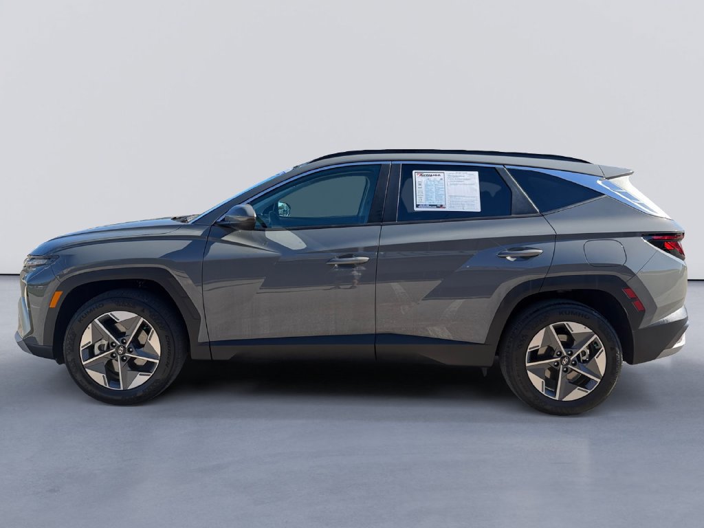 Certified 2025 Hyundai Tucson SEL AWD/4WD image 6