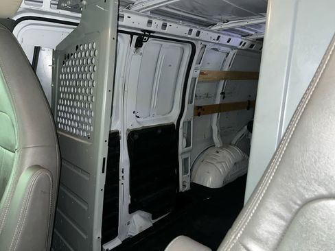 Used 2020 Chevrolet Express 2500 image 22