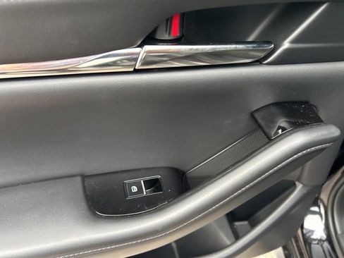 Used 2025 MAZDA MAZDA3 s image 23