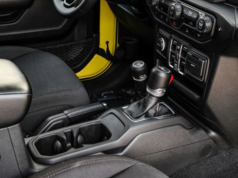 Used 2023 Jeep Wrangler Unlimited image 23