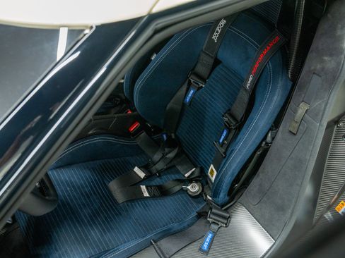 Used 2022 Ford GT Heritage Edition image 23