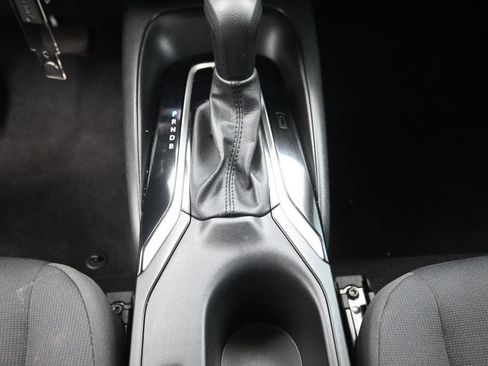 Used 2024 Toyota Corolla LE FWD image 10