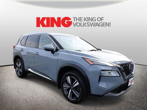 Used 2021 Nissan Rogue SL w/ Premium Package image 1