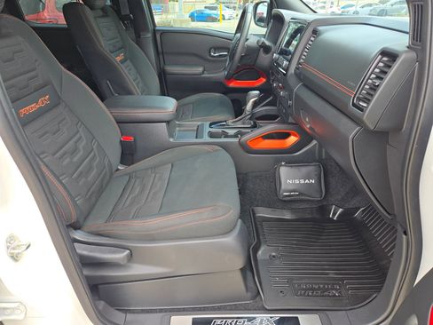 Used 2023 Nissan Frontier PRO-4X w/ Technology Package AWD/4WD image 26