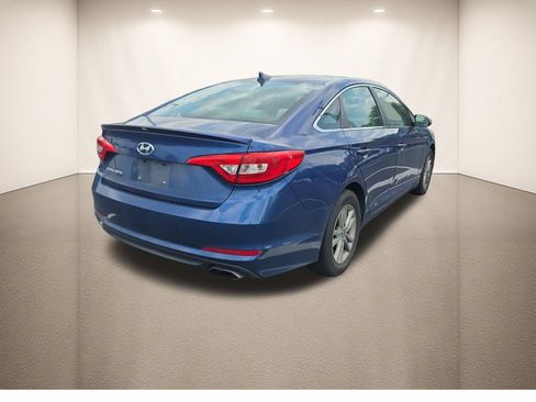 Used 2015 Hyundai Sonata SE FWD image 5