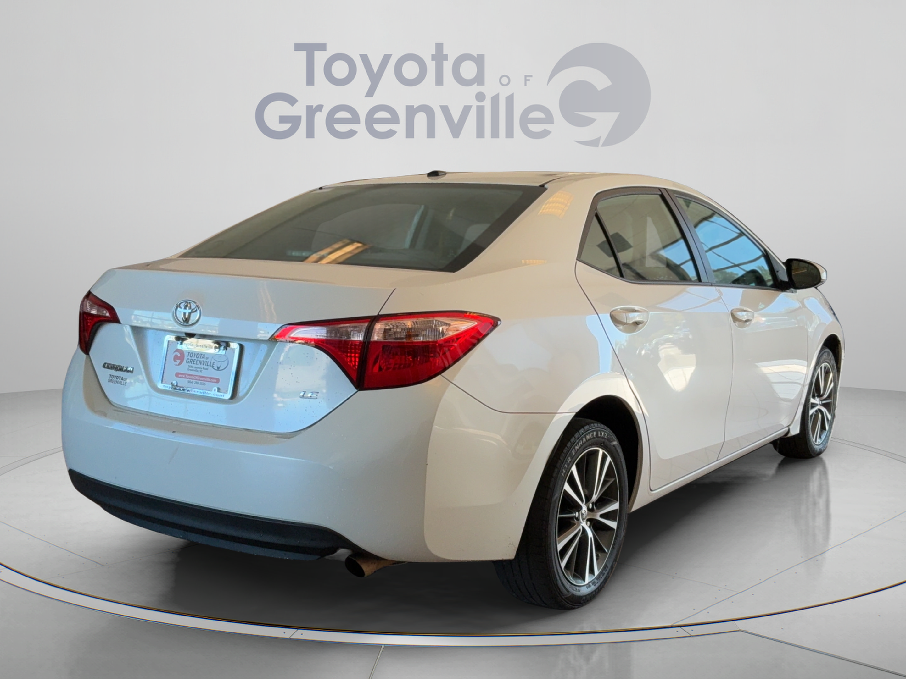 Used 2018 Toyota Corolla LE w/ LE Premium Package FWD image 6