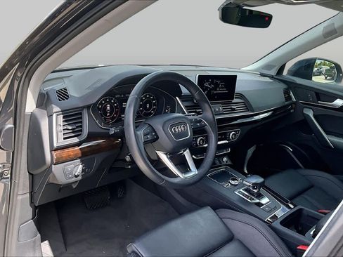Used 2018 Audi Q5 2.0T Premium Plus w/ Premium Plus Package AWD/4WD image 16