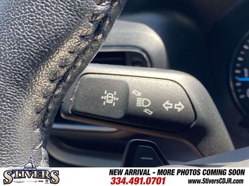 Used 2021 Ford Explorer XLT w/ Equipment Group 202A RWD image 34