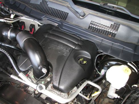 Used 2013 RAM 1500 Laramie w/ Convenience Group AWD/4WD image 31