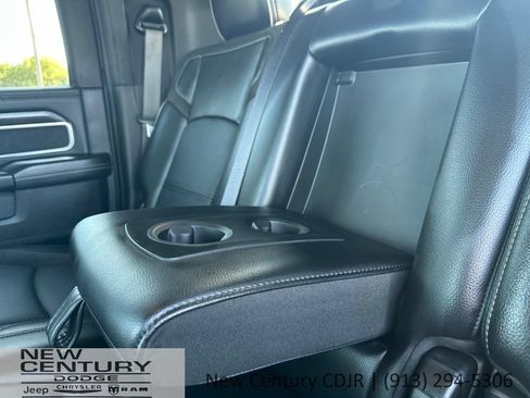 Used 2023 RAM 2500 Laramie AWD/4WD image 11