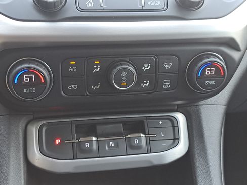 Used 2020 GMC Acadia SLE w/ Driver Convenience Package FWD image 21