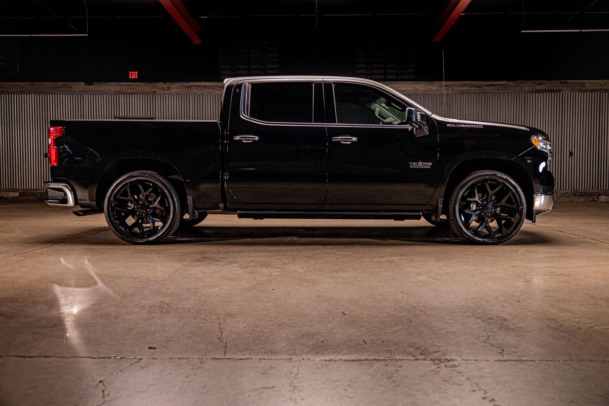 Used 2025 Chevrolet Silverado 1500 LTZ w/ LTZ Premium Texas Edition RWD image 42