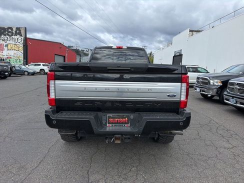 Used 2019 Ford F350 Limited AWD/4WD image 4