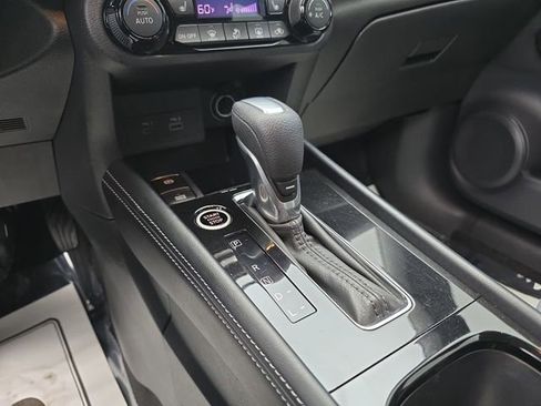 Used 2024 Nissan Kicks SR w/ SR Premium Package image 38