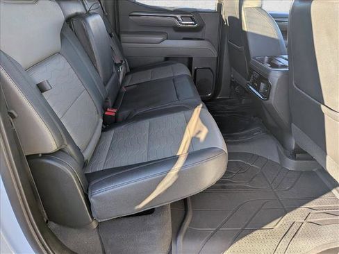 Used 2023 Chevrolet Silverado 1500 ZR2 w/ Technology Package image 18