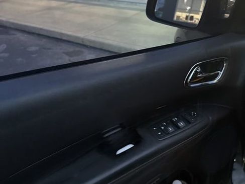 Used 2013 Dodge Durango Citadel w/ Technology Group image 12