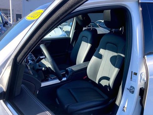 Certified 2023 Mercedes-Benz GLB 250 GLB 250 image 6