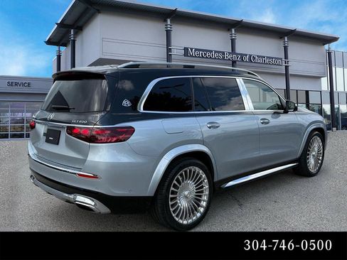 Certified 2025 Mercedes-Benz Maybach GLS 600 4MATIC image 3