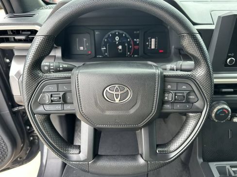 Certified 2025 Toyota Tacoma SR5 AWD/4WD image 12