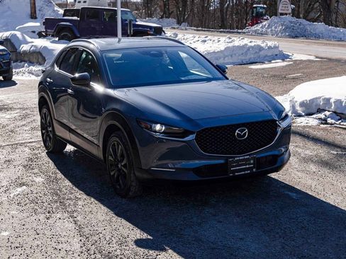Used 2024 MAZDA CX-30 AWD 2.5 S w/ Preferred Package image 3