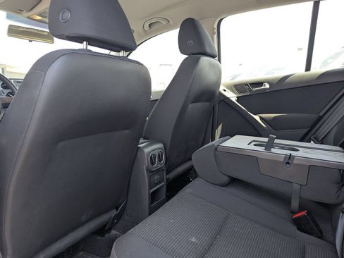 Used 2017 Volkswagen Tiguan S AWD/4WD image 26
