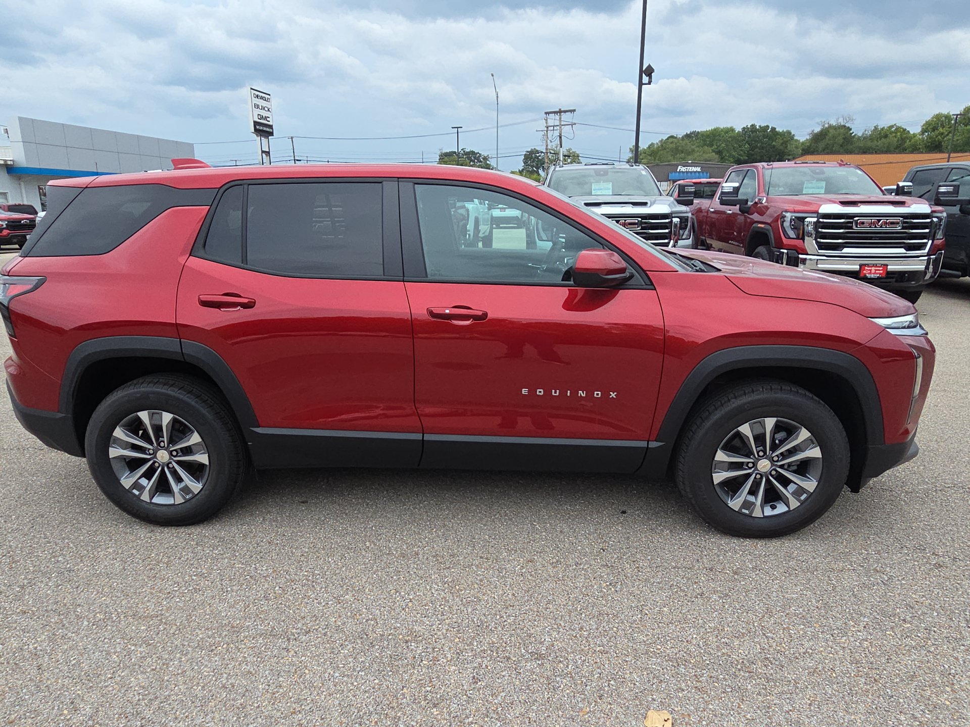 New 2027 Chevrolet Equinox LT w/ Convenience Package II AWD/4WD image 9