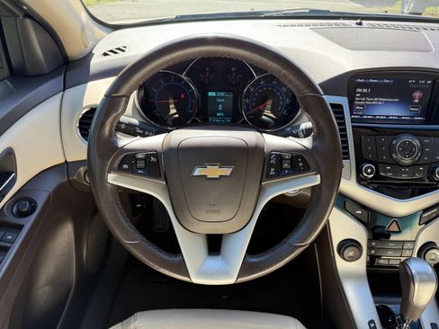 Used 2015 Chevrolet Cruze LTZ w/ Enhanced Safety Package image 18