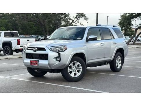 Certified 2024 Toyota 4Runner SR5 AWD/4WD image 42