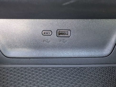 Used 2025 Chevrolet Equinox LT w/ Convenience Package II FWD image 26