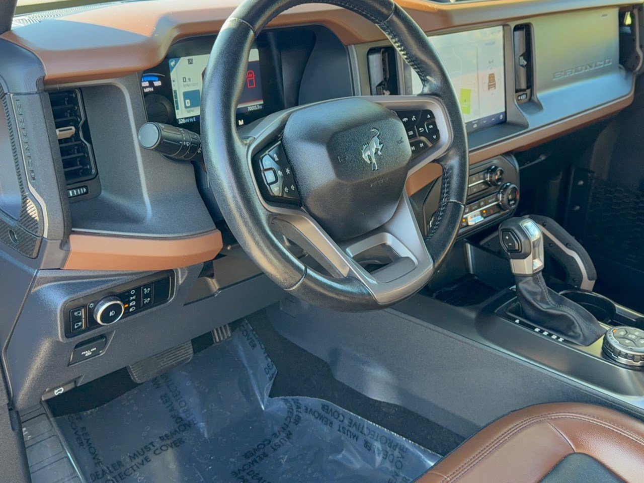Used 2024 Ford Bronco Outer Banks w/ Sasquatch Package AWD/4WD image 4