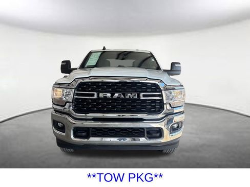 Used 2024 RAM 2500 Big Horn AWD/4WD image 9