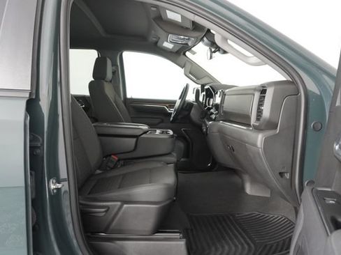 Used 2025 Chevrolet Silverado 1500 LT AWD/4WD image 37