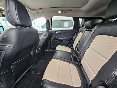 Certified 2021 Ford Escape Titanium w/ Titanium Elite Package image 21