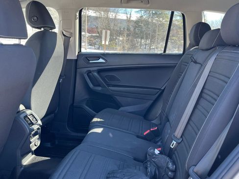 Used 2022 Volkswagen Tiguan S image 10