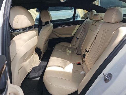 Used 2018 BMW 540i image 7