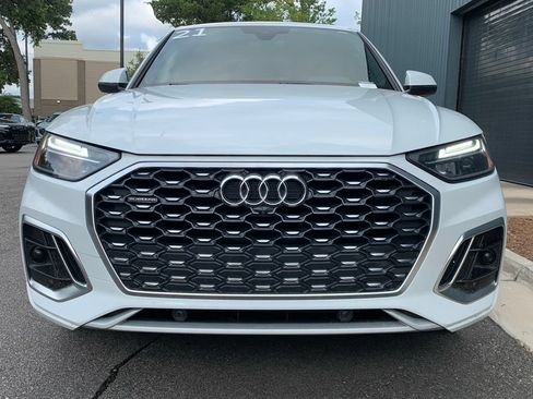 Used 2021 Audi Q5 2.0T Premium Plus w/ Premium Plus Package AWD/4WD image 2