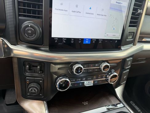 Used 2025 Ford F150 King Ranch AWD/4WD image 27