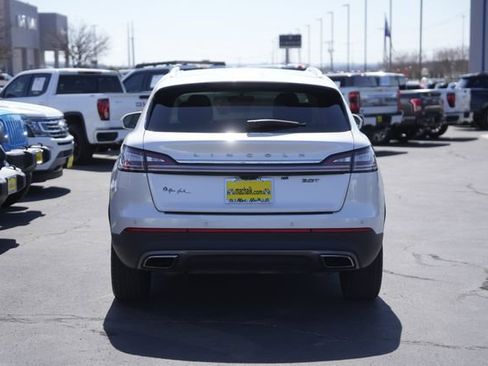 Used 2019 Lincoln Nautilus Select image 7