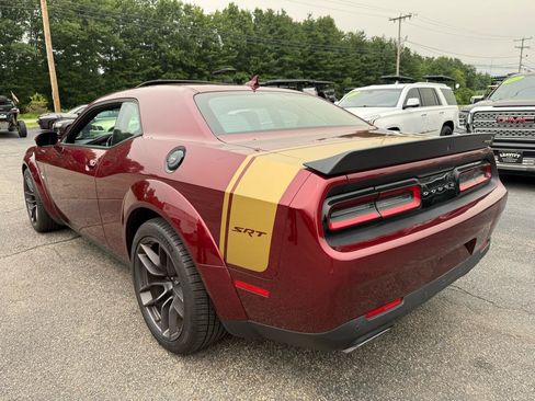 Used 2021 Dodge Challenger R/T Scat Pack RWD image 11